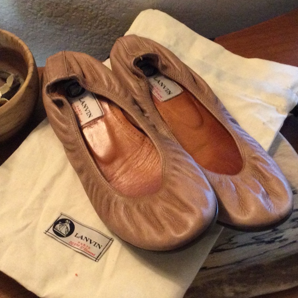 Lanvin Women's Tan Ballet Flats - Picture 7 of 8